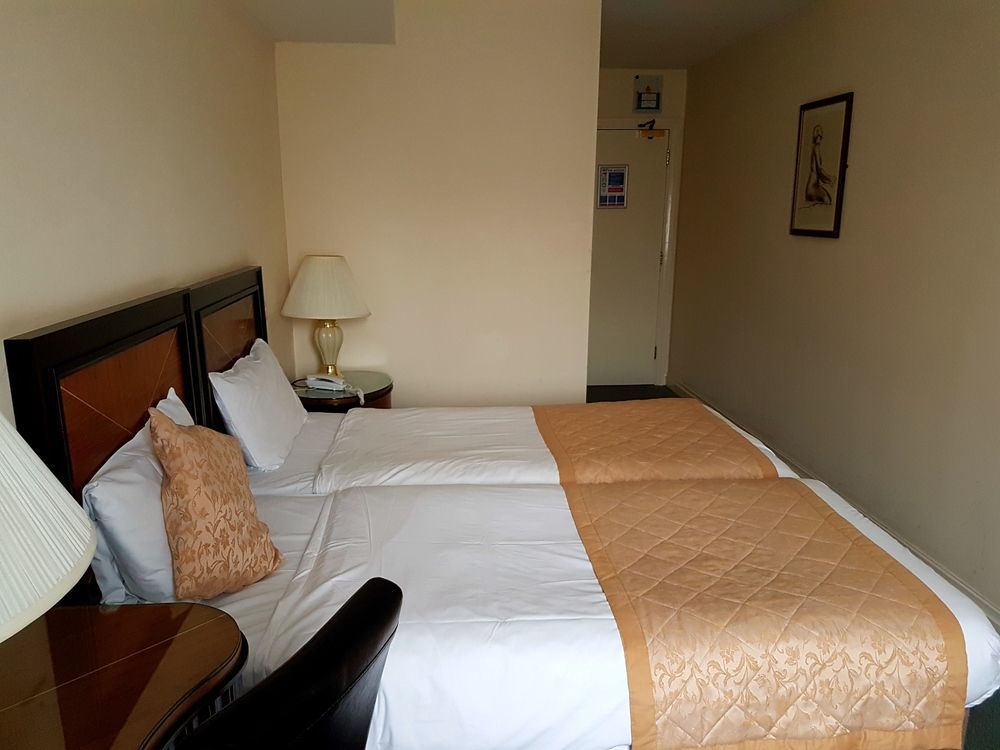 The Ashley Hotel Гейл Екстер'єр фото